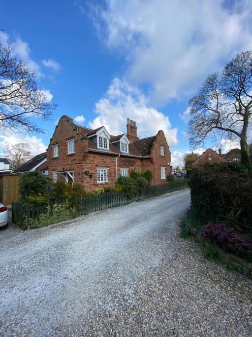 Cosy Cottage Old Clee Exterior foto
